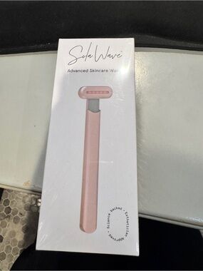 SolaWave Advanced Skincare Wand - Pink new in box wrapped NWT